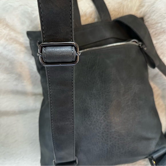 Urban‎ Expressions Gray Minimalist Backpack - Picture 4 of 9